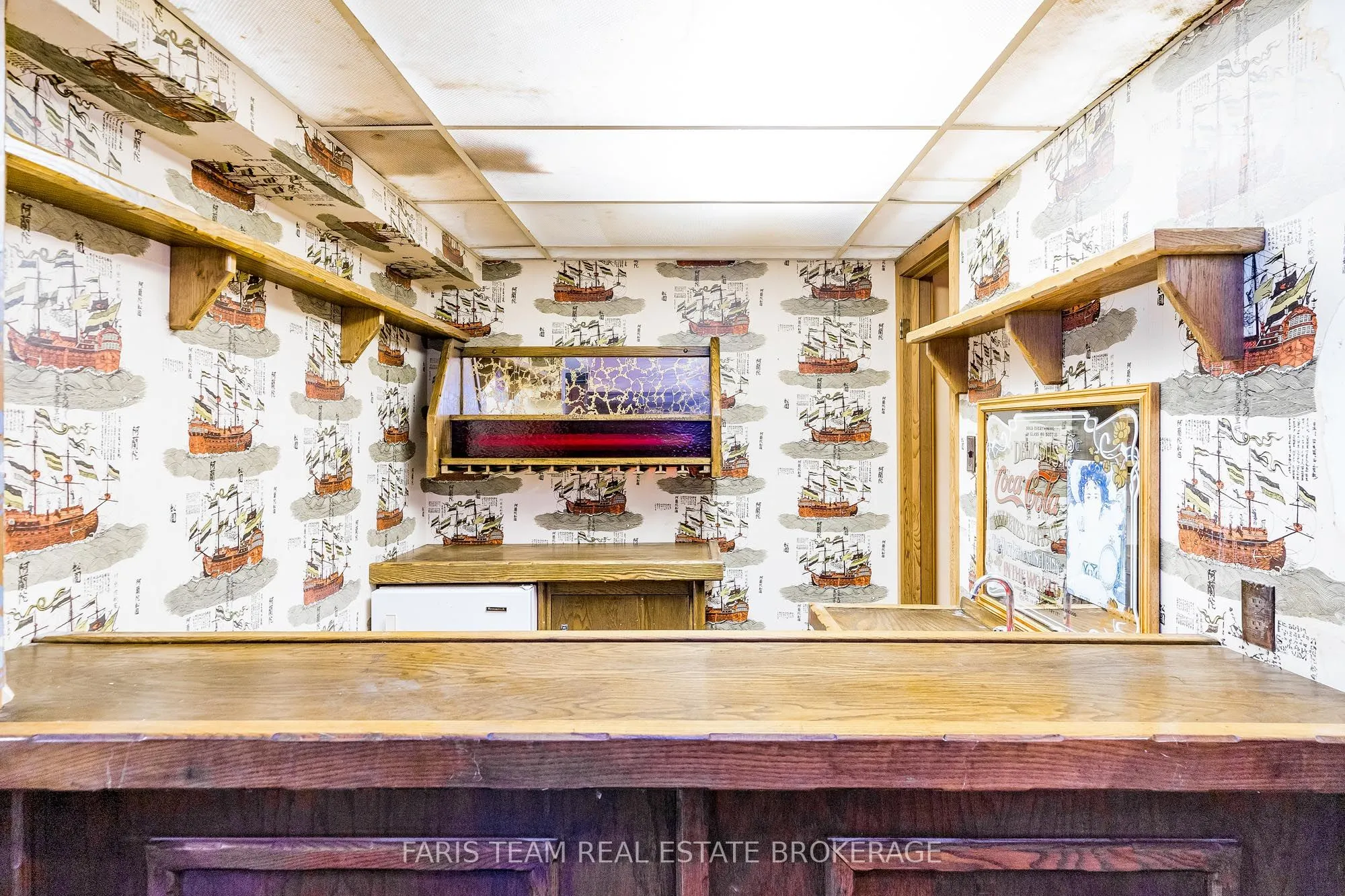 175 South Summit Farm Road