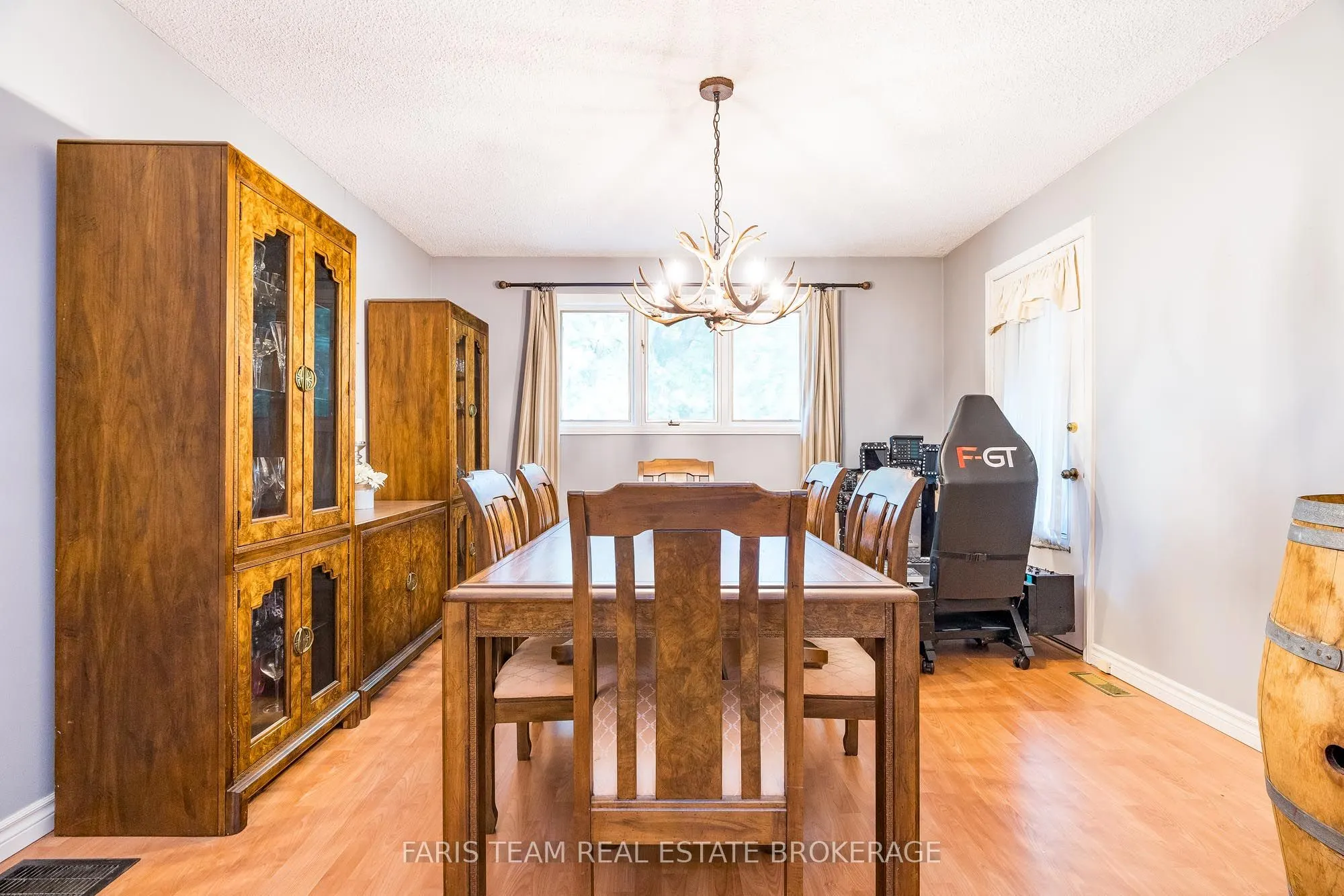 175 South Summit Farm Road