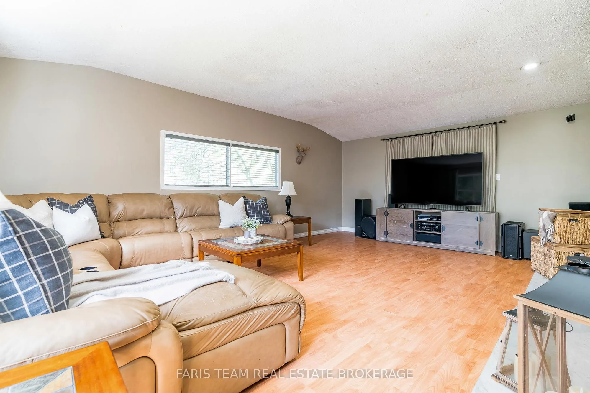 175 South Summit Farm Road