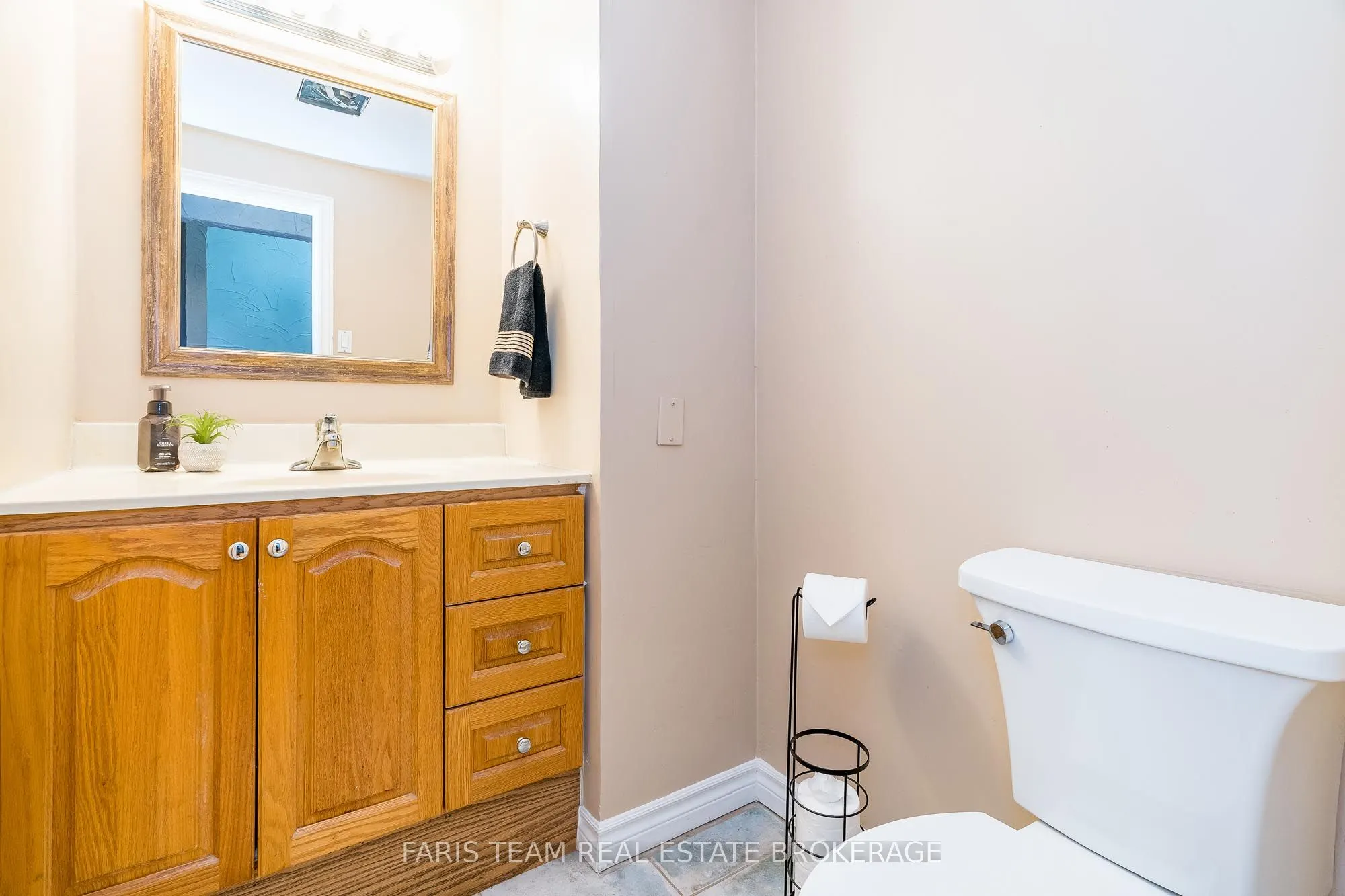 175 South Summit Farm Road