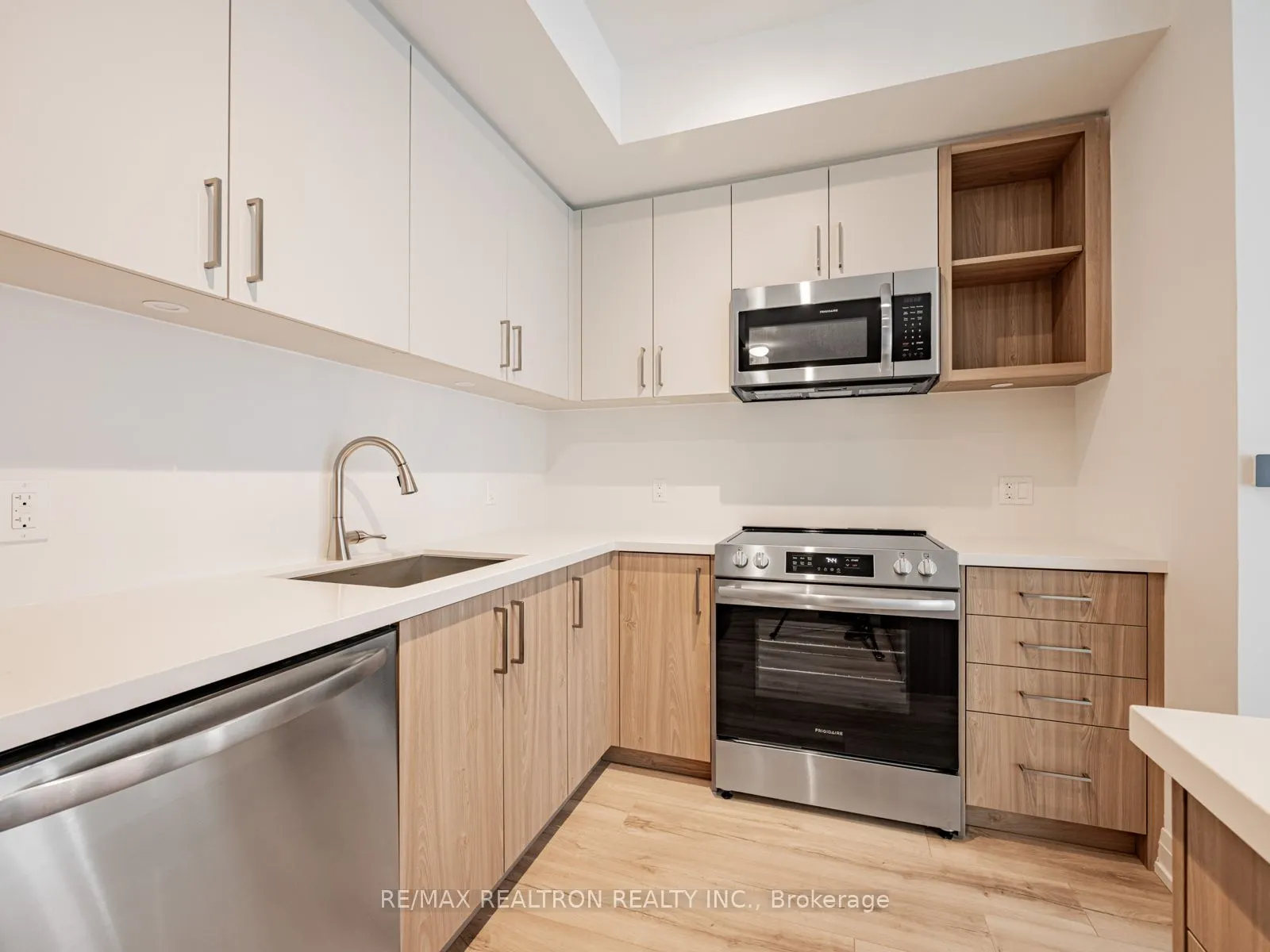 333 Sunseeker Avenue, #426