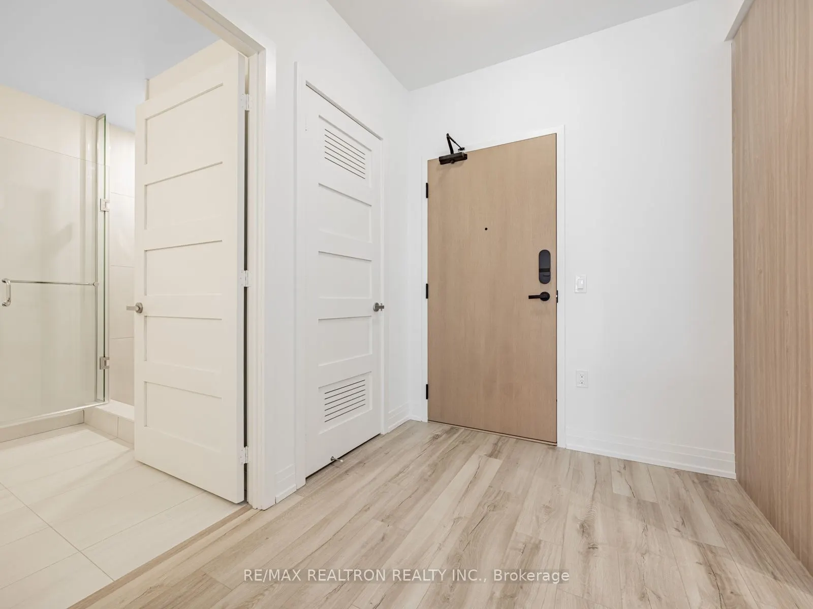 333 Sunseeker Avenue, #426