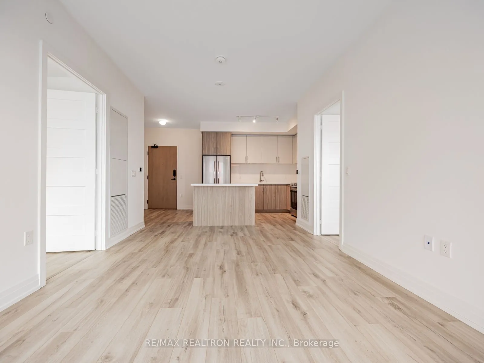 333 Sunseeker Avenue, #426