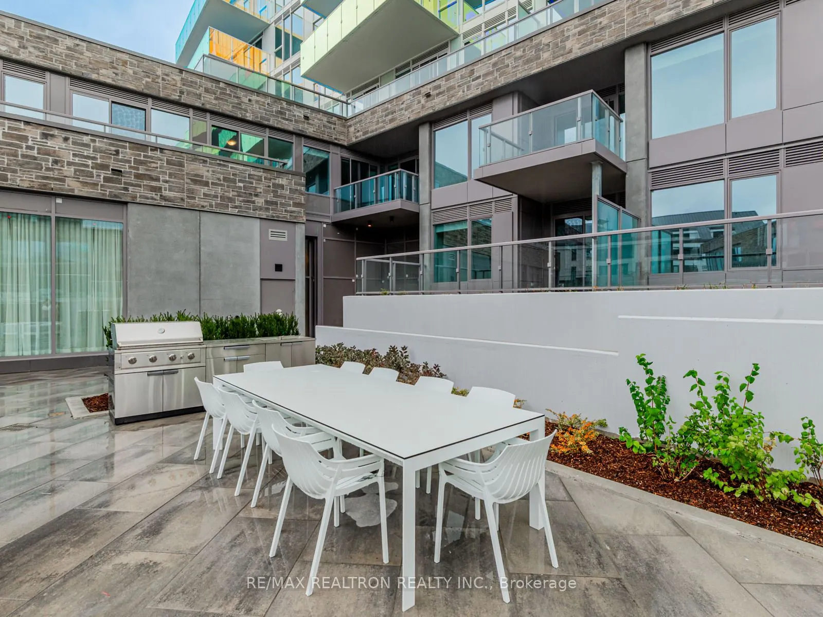 333 Sunseeker Avenue, #426