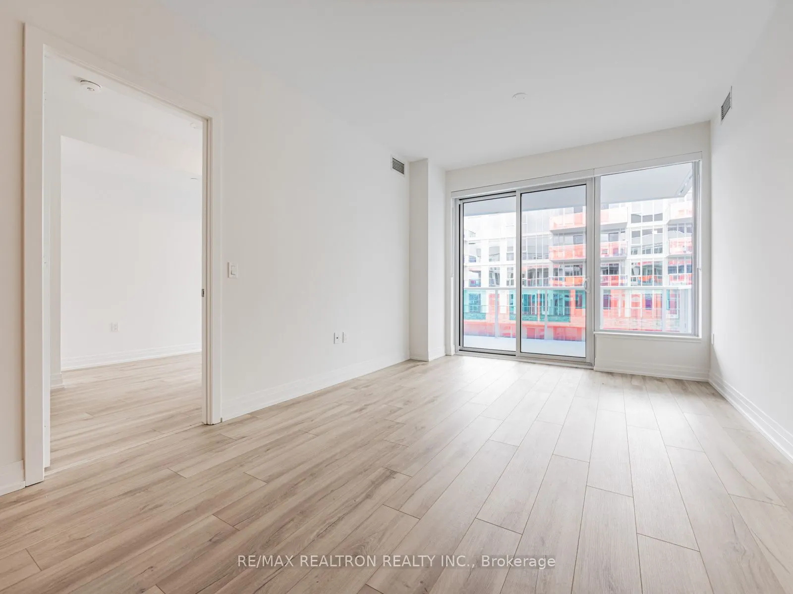 333 Sunseeker Avenue, #426