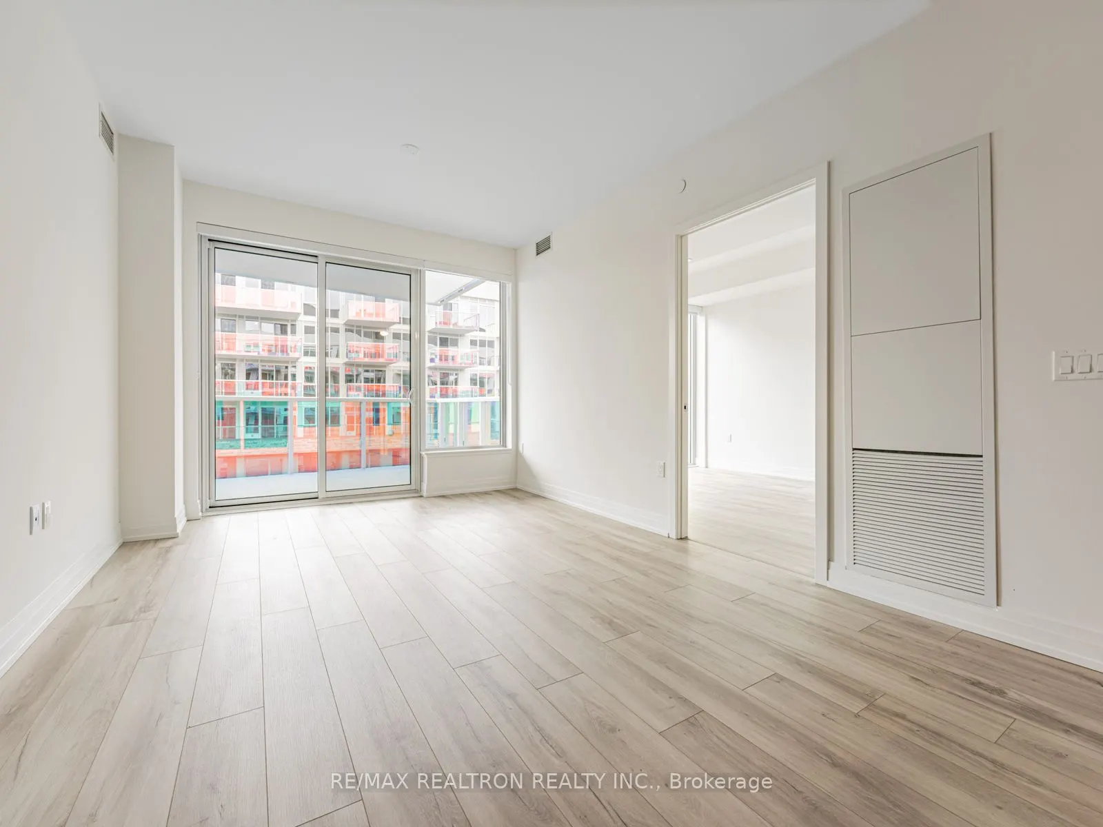 333 Sunseeker Avenue, #426