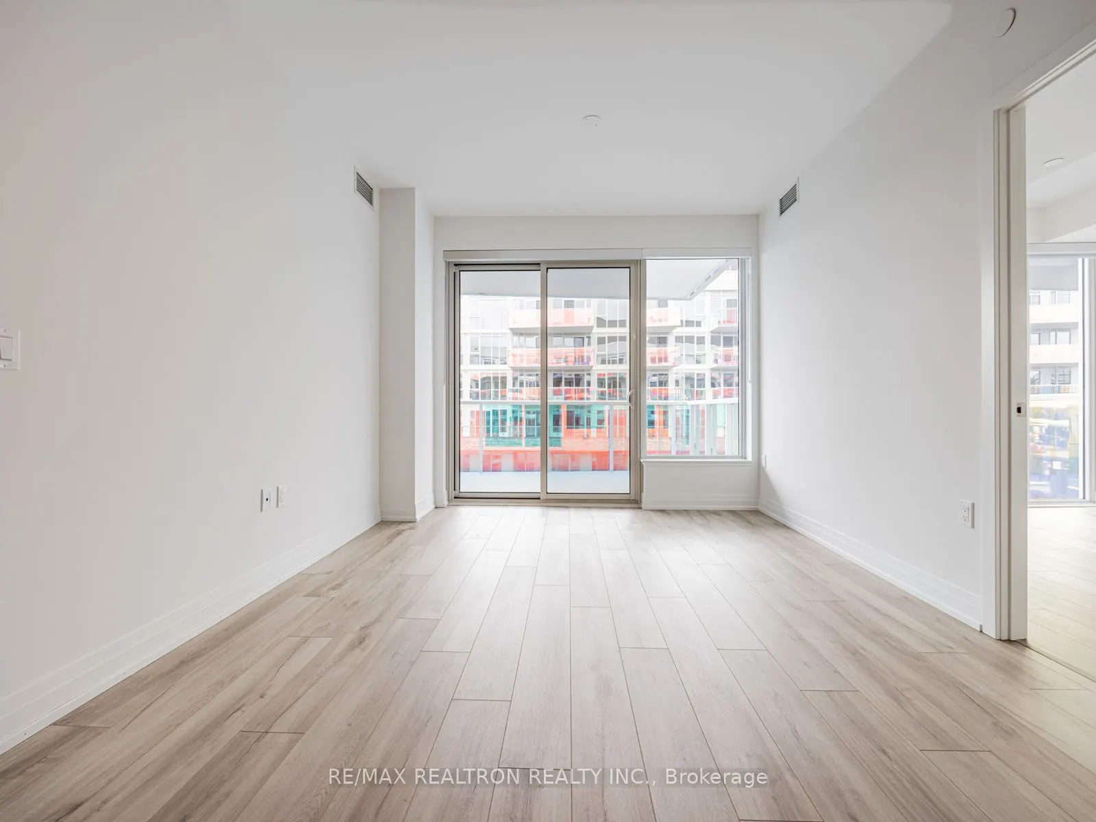 333 Sunseeker Avenue, #426