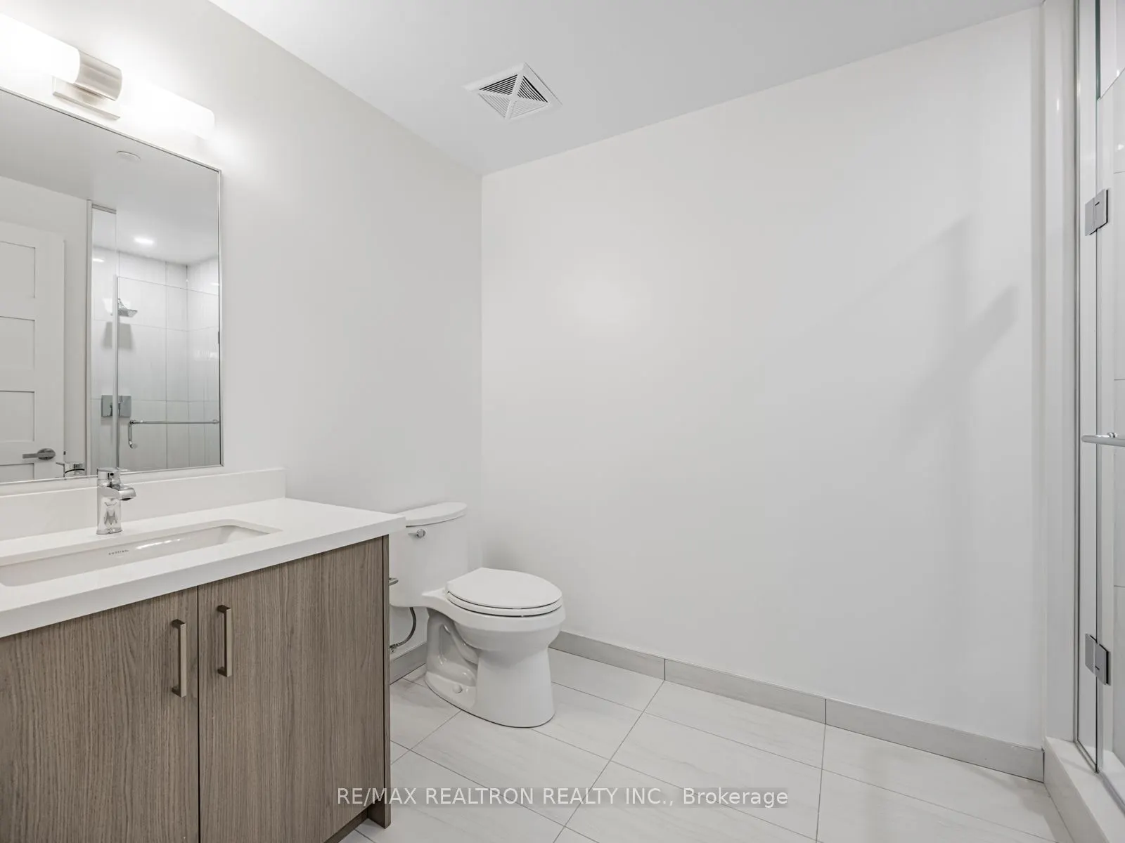 333 Sunseeker Avenue, #426