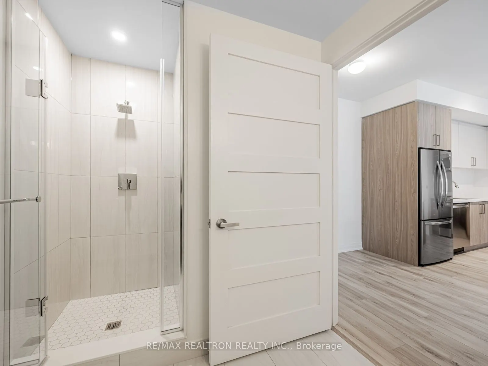 333 Sunseeker Avenue, #426