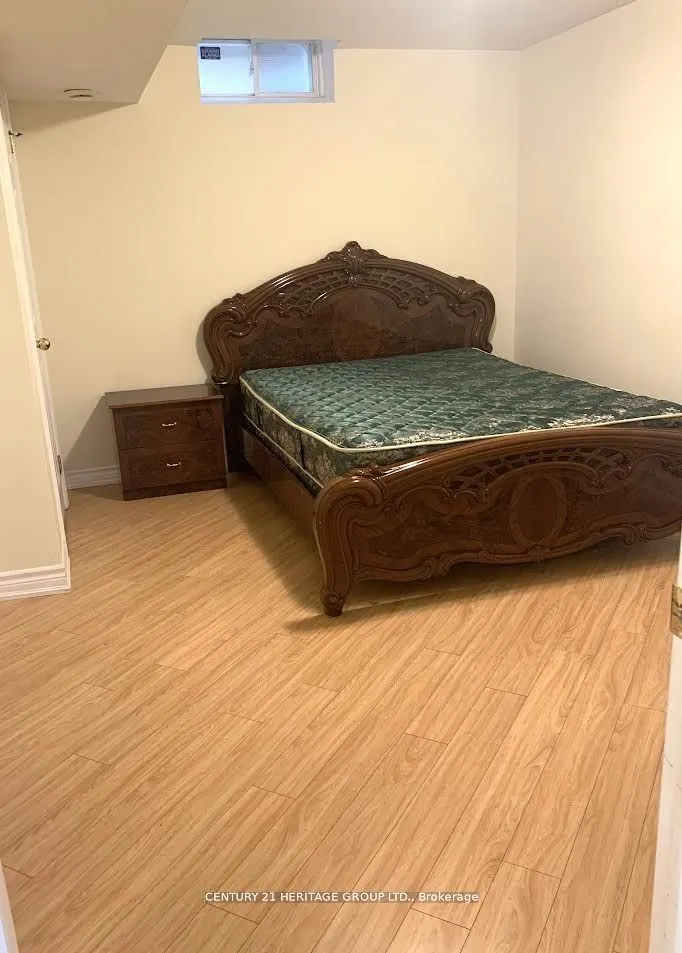 536 Summeridge Drive, #LOWER