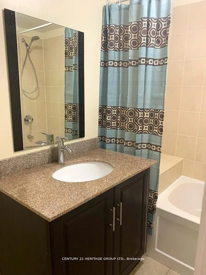 536 Summeridge Drive, #LOWER