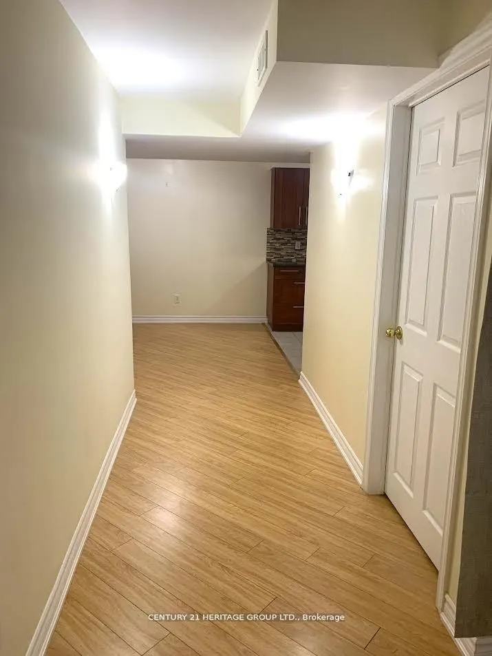 536 Summeridge Drive, #LOWER