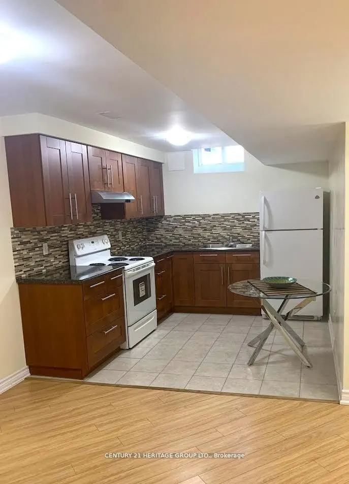 536 Summeridge Drive, #LOWER