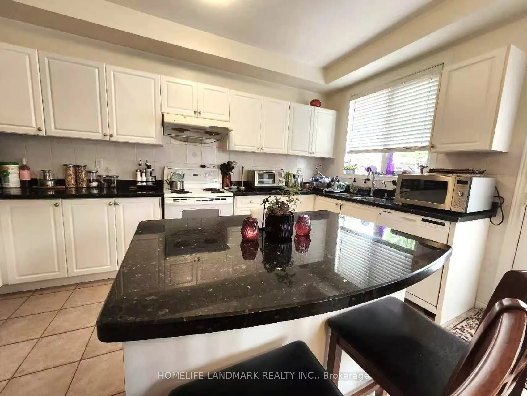 25 Lord  Nelson Court