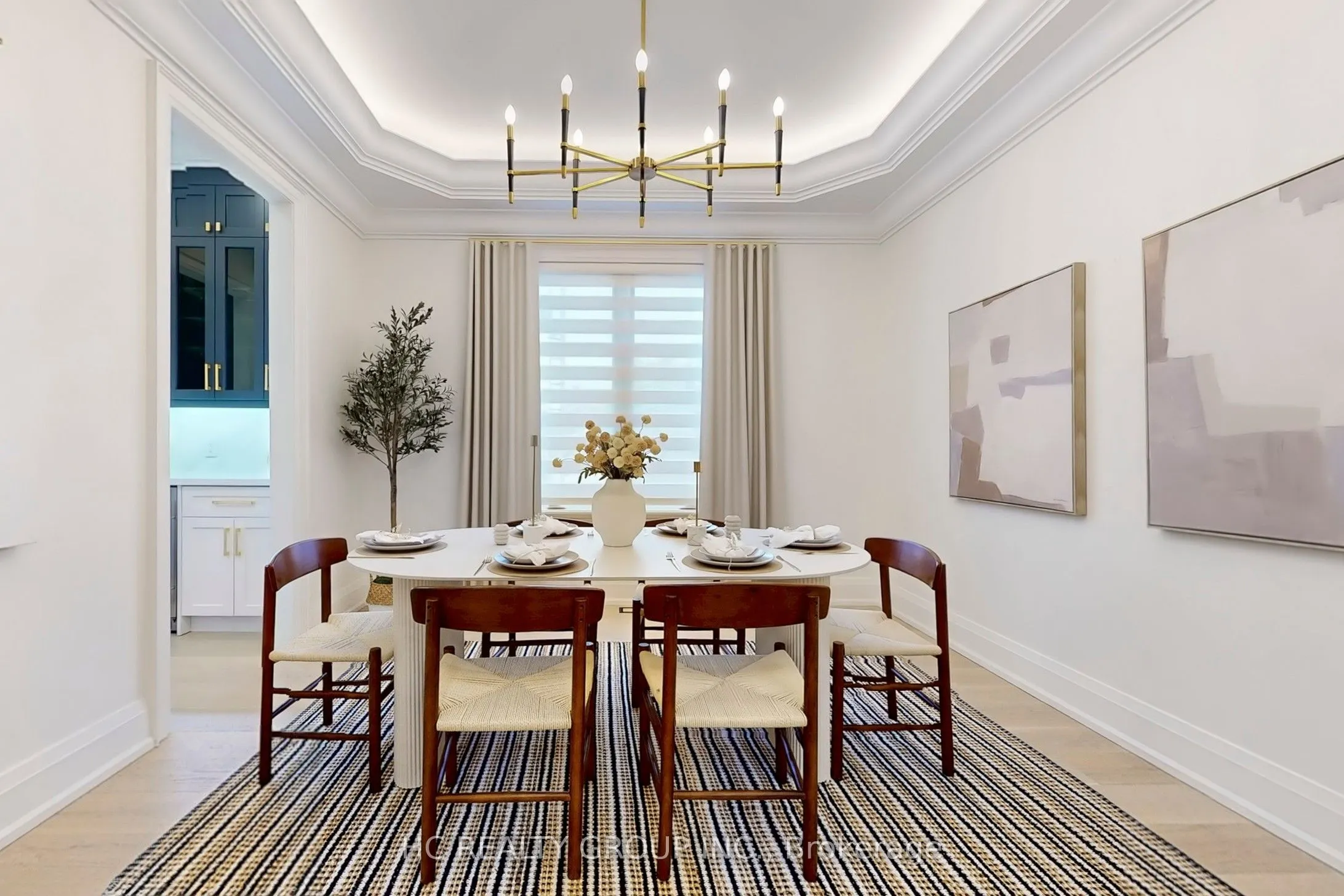 6077 Hillsdale Drive