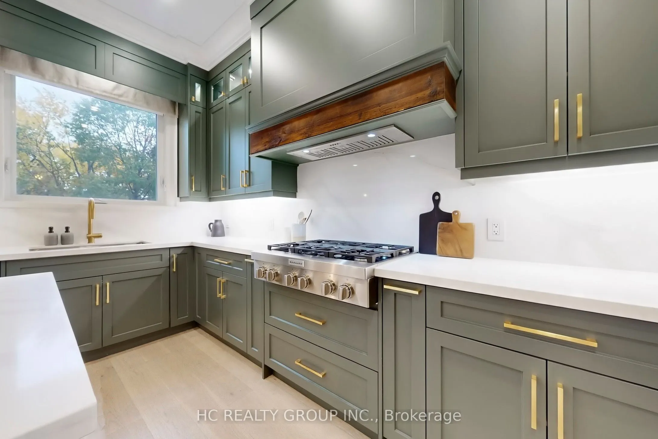 6077 Hillsdale Drive