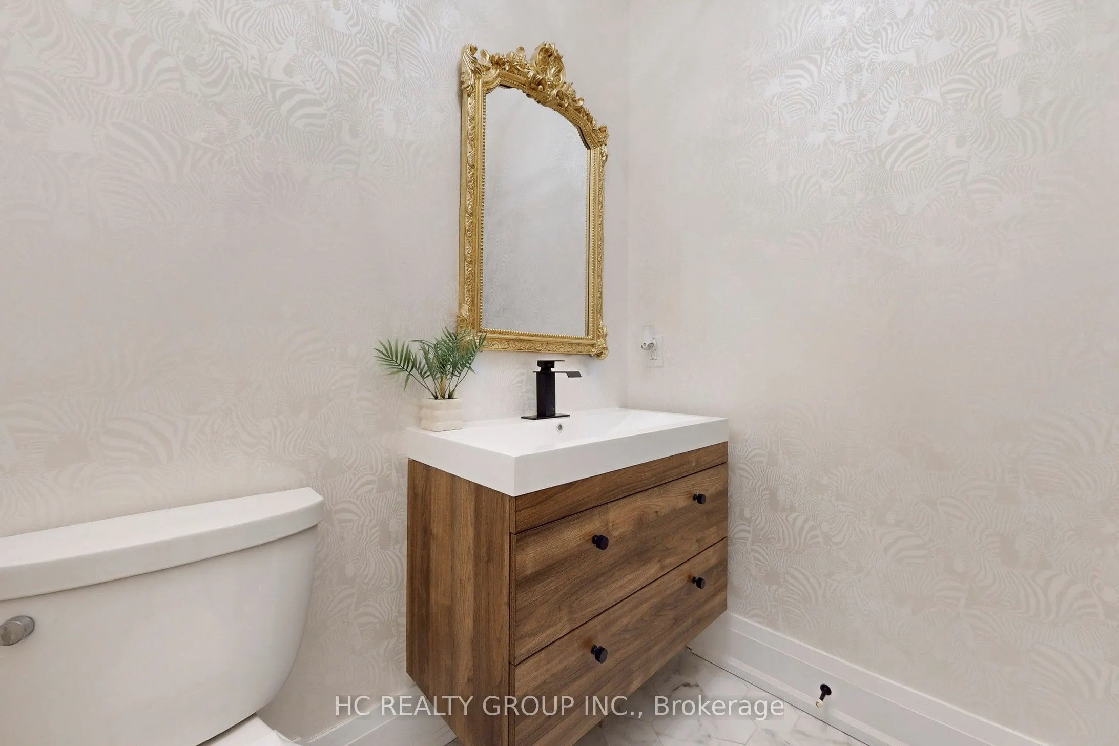 6077 Hillsdale Drive