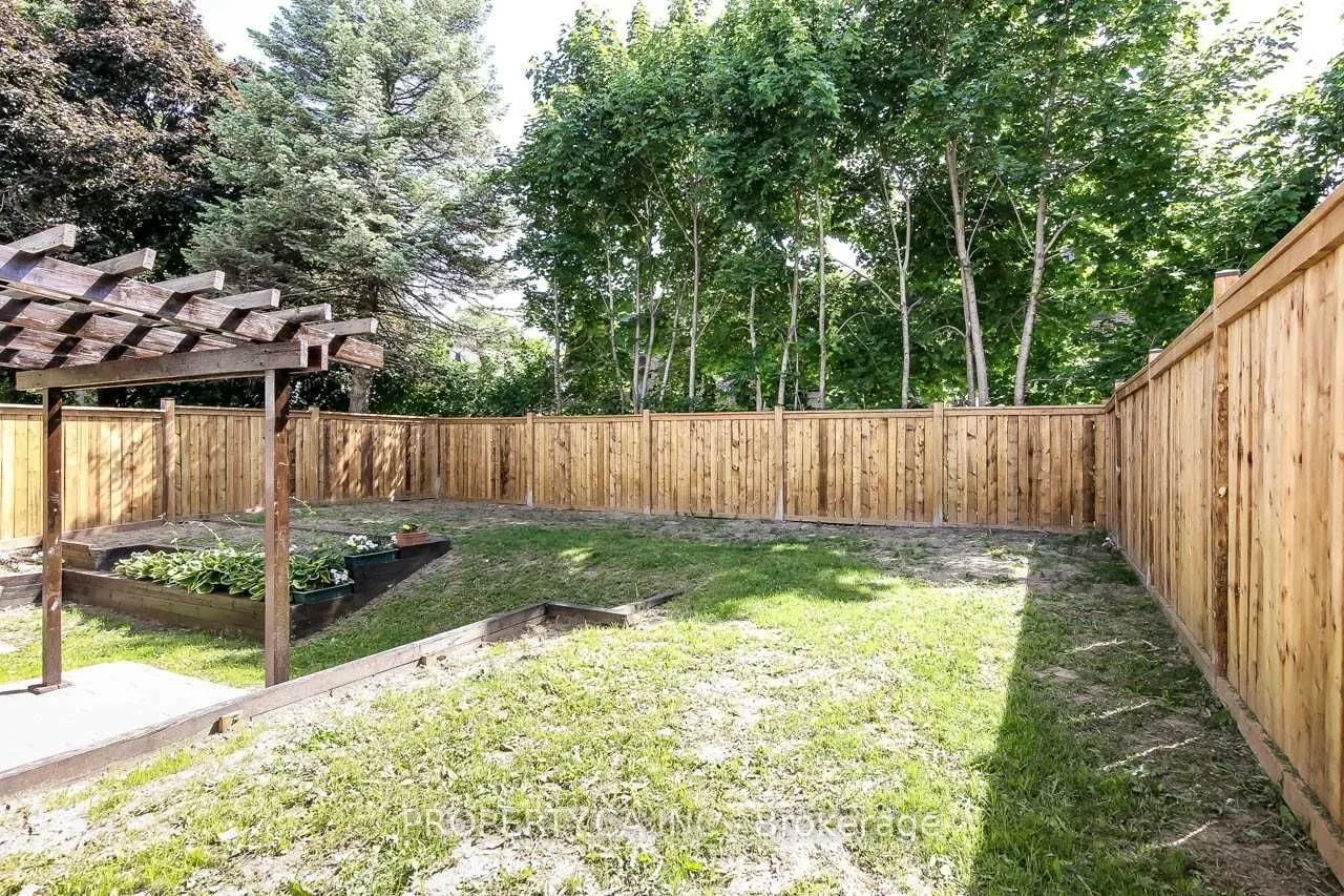 81 Holsworthy Crescent, #Basement