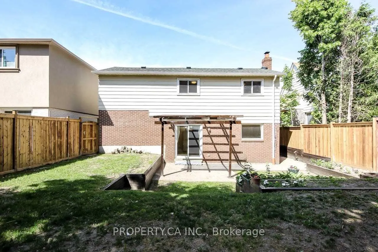 81 Holsworthy Crescent, #Basement