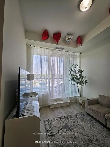 185 DEERFIELD Road, #116