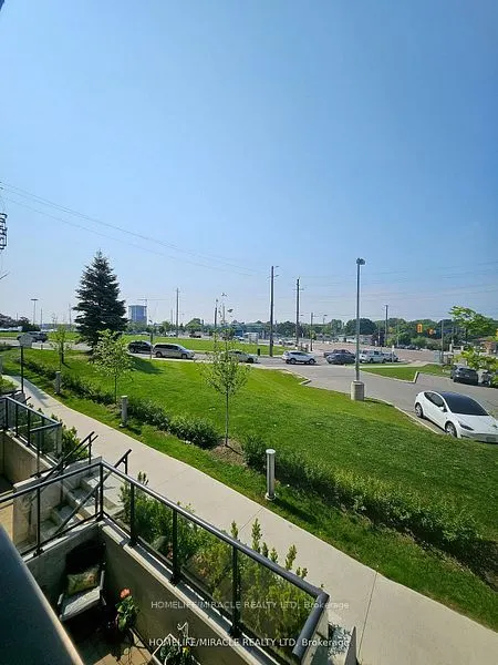 185 DEERFIELD Road, #116