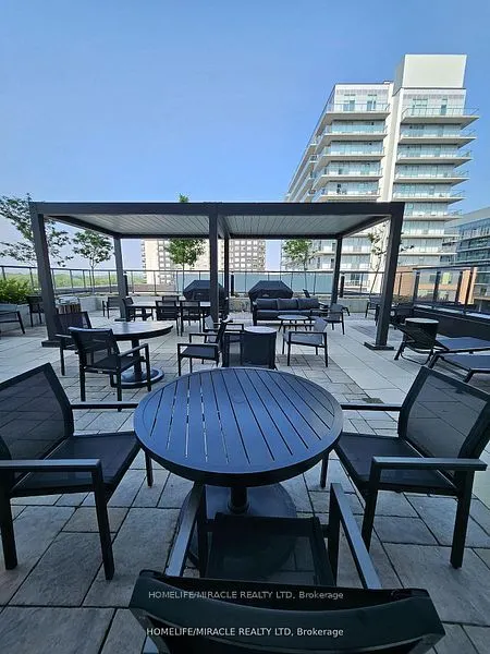 185 DEERFIELD Road, #116