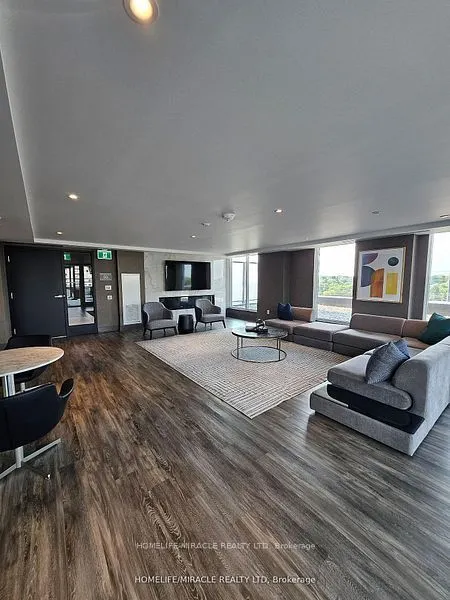 185 DEERFIELD Road, #116