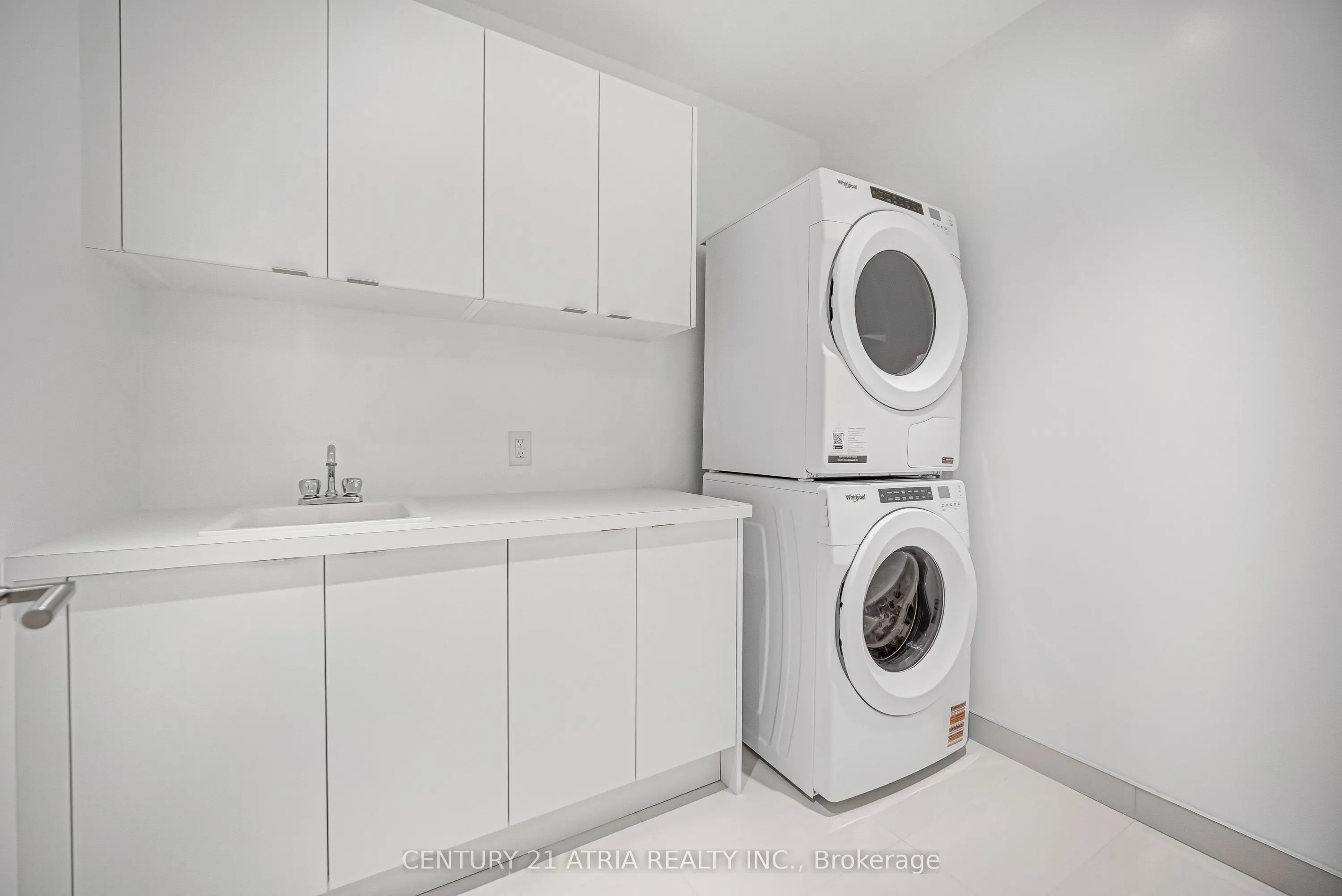 397 Royal Orchard Boulevard, #806