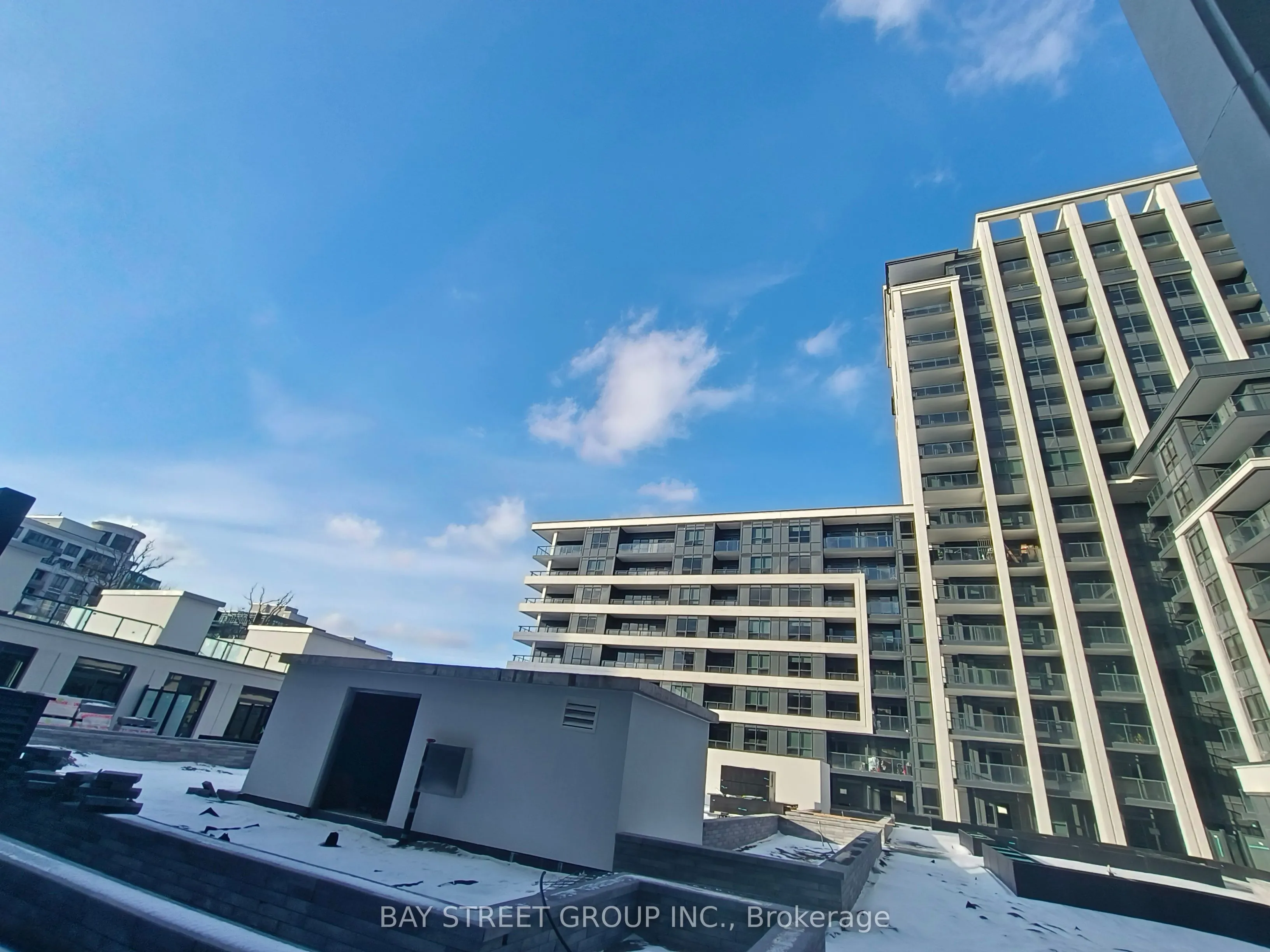 8 Cedarland Drive, #303