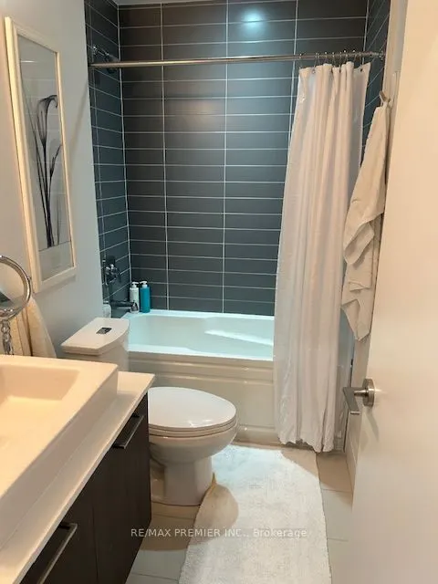 4800 Highway 7, #PH 1002