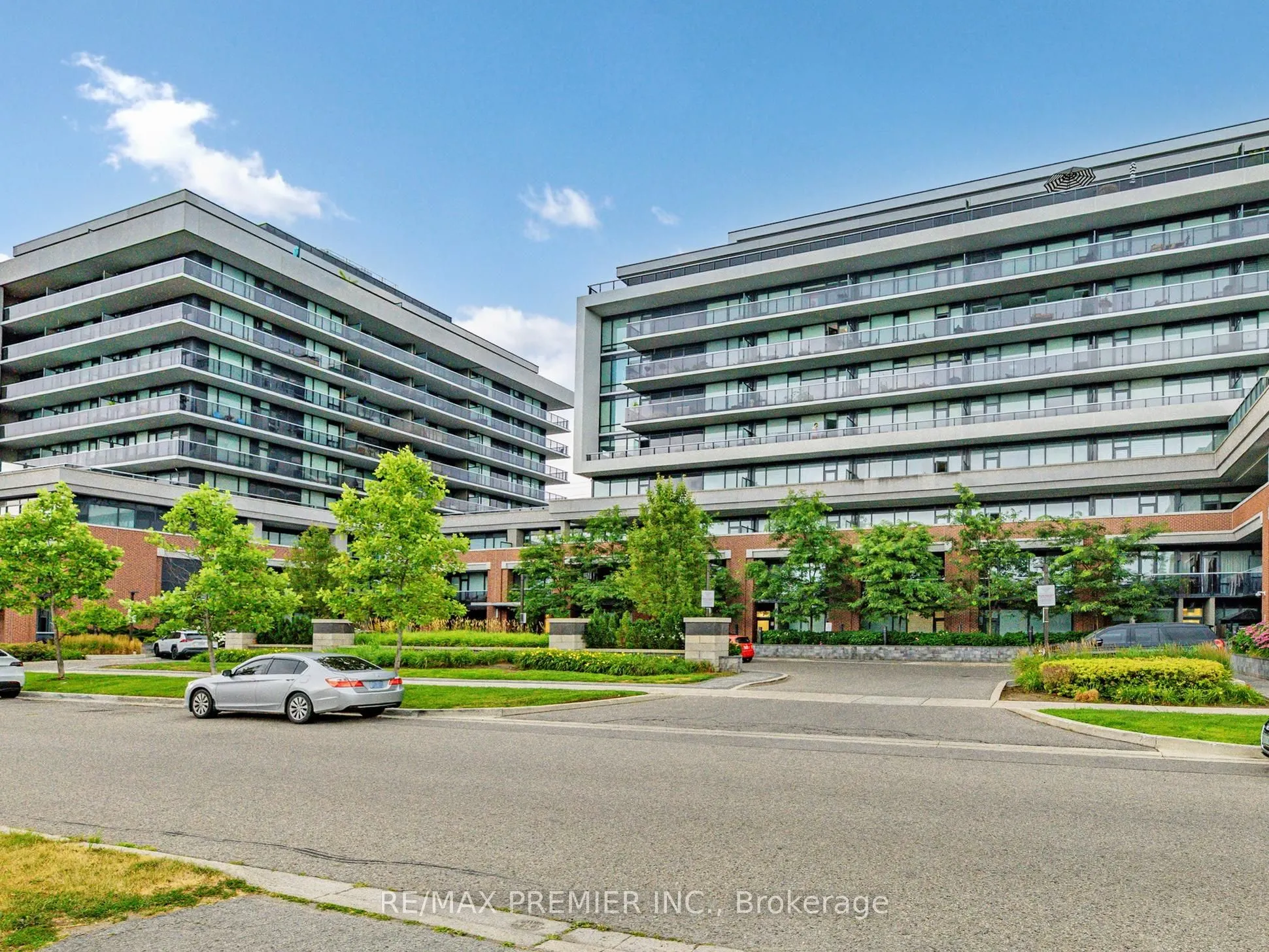 4800 Highway 7, #PH 1002