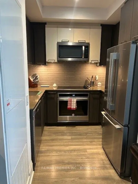 4800 Highway 7, #PH 1002