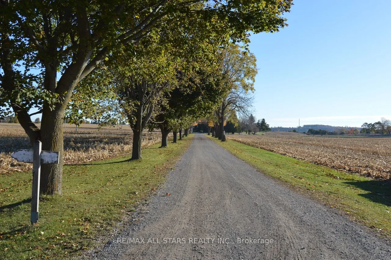 9512 Regional Road 1 Road