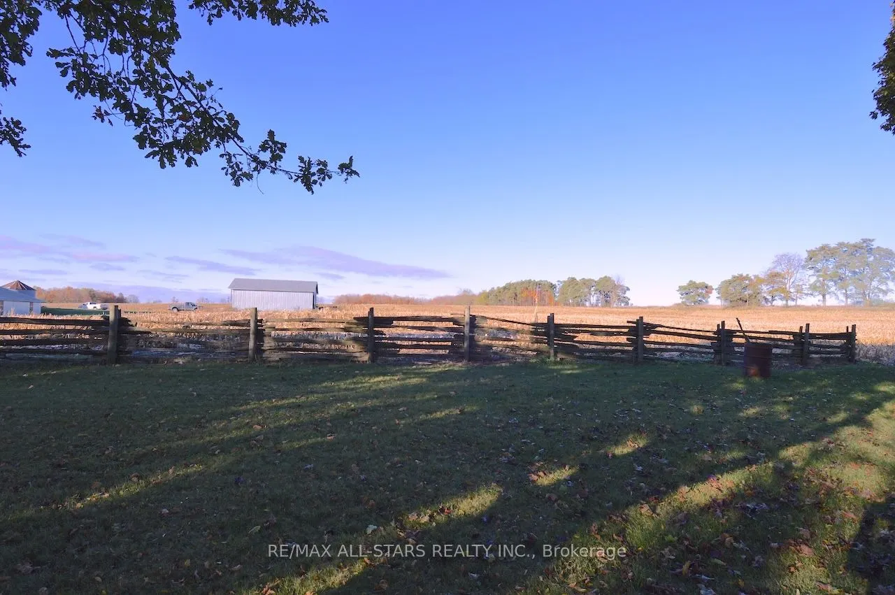 9512 Regional Road 1 Road