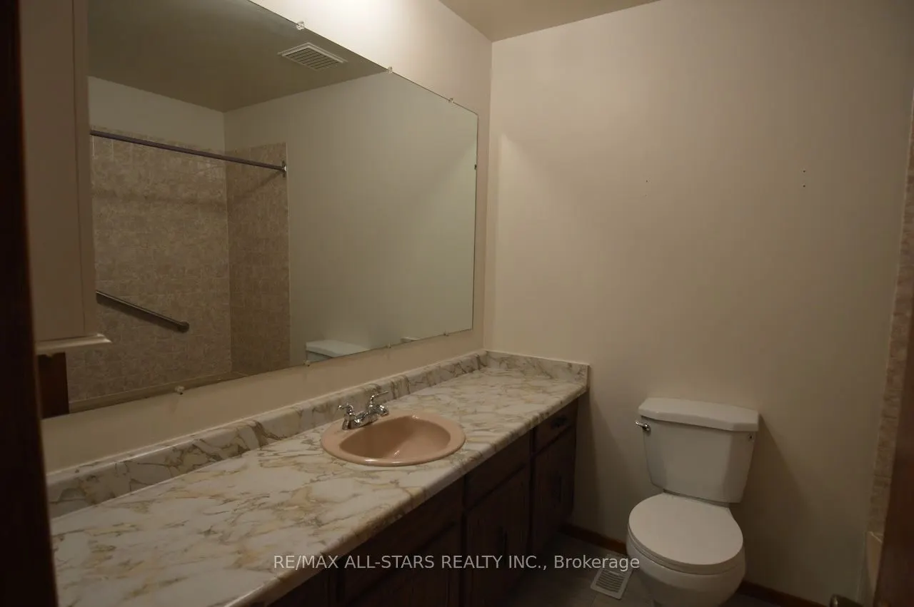 9512 Regional Road 1 Road