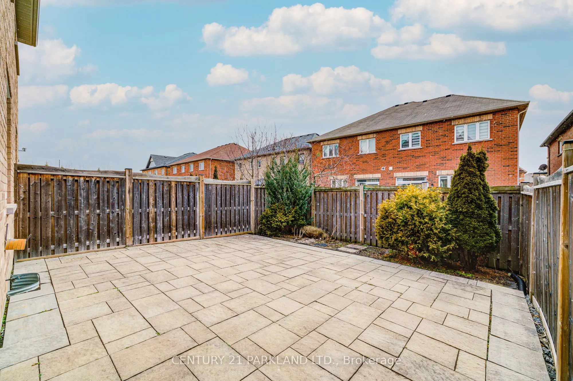 13 Turnhouse Crescent