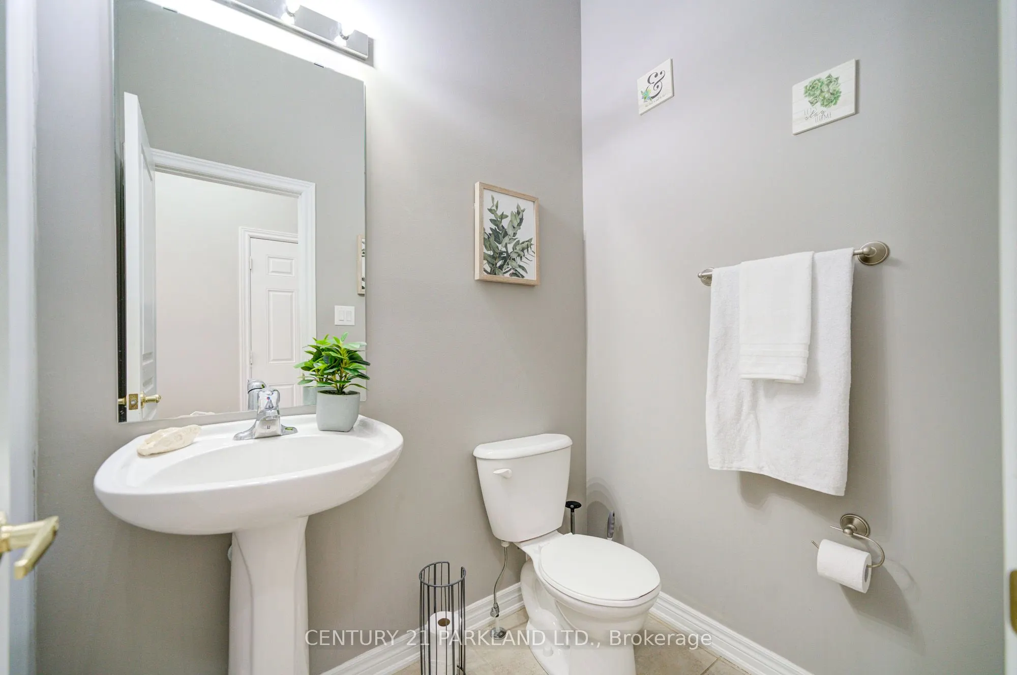 13 Turnhouse Crescent