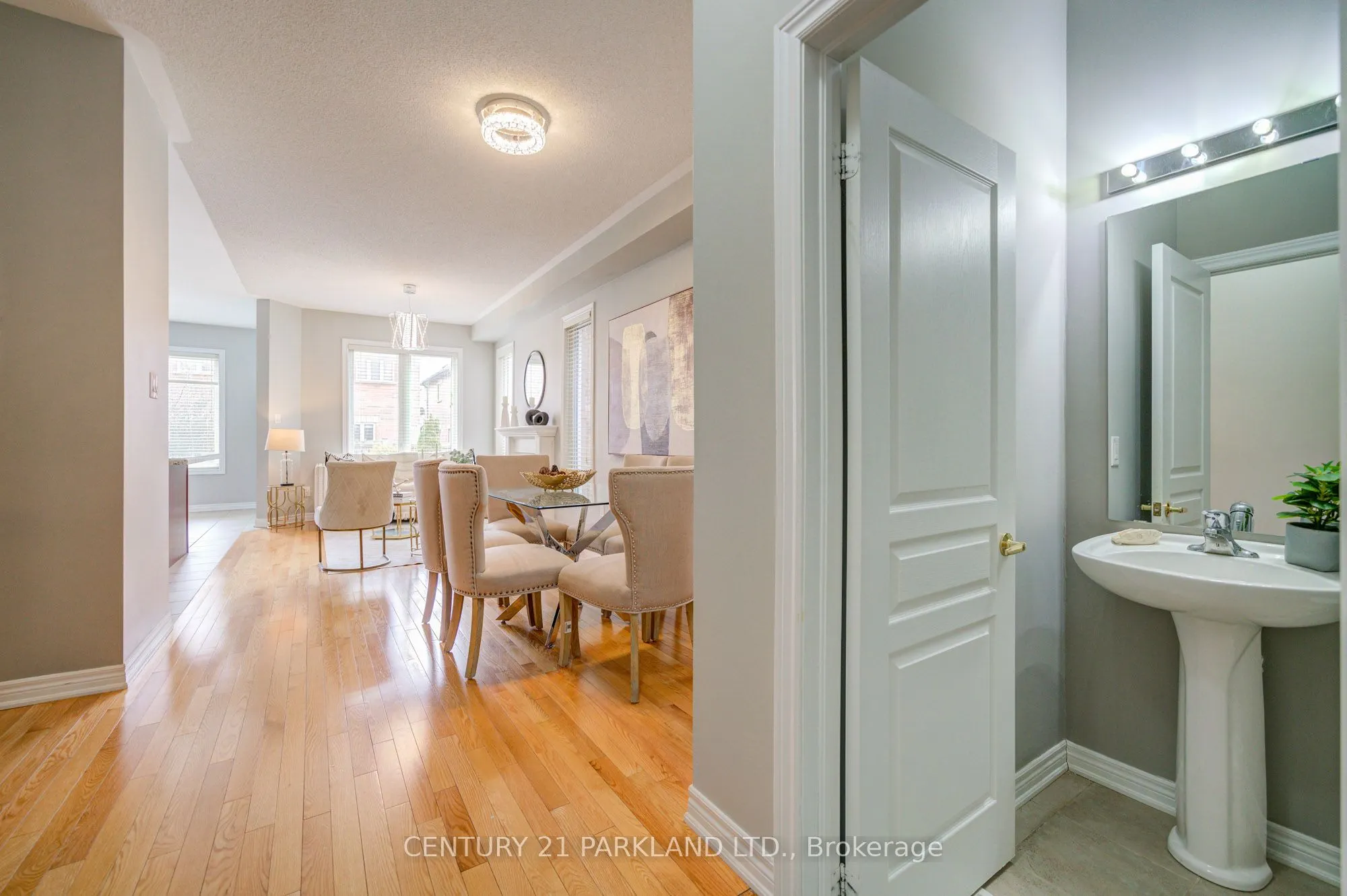 13 Turnhouse Crescent