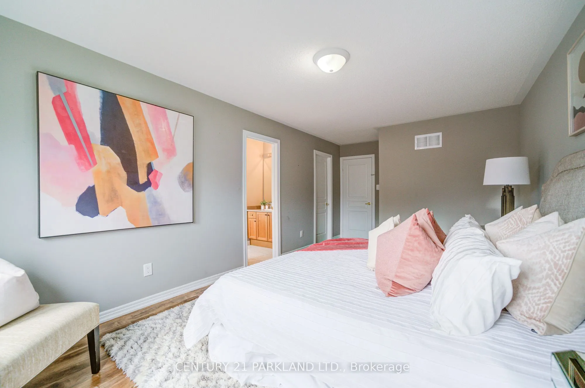 13 Turnhouse Crescent