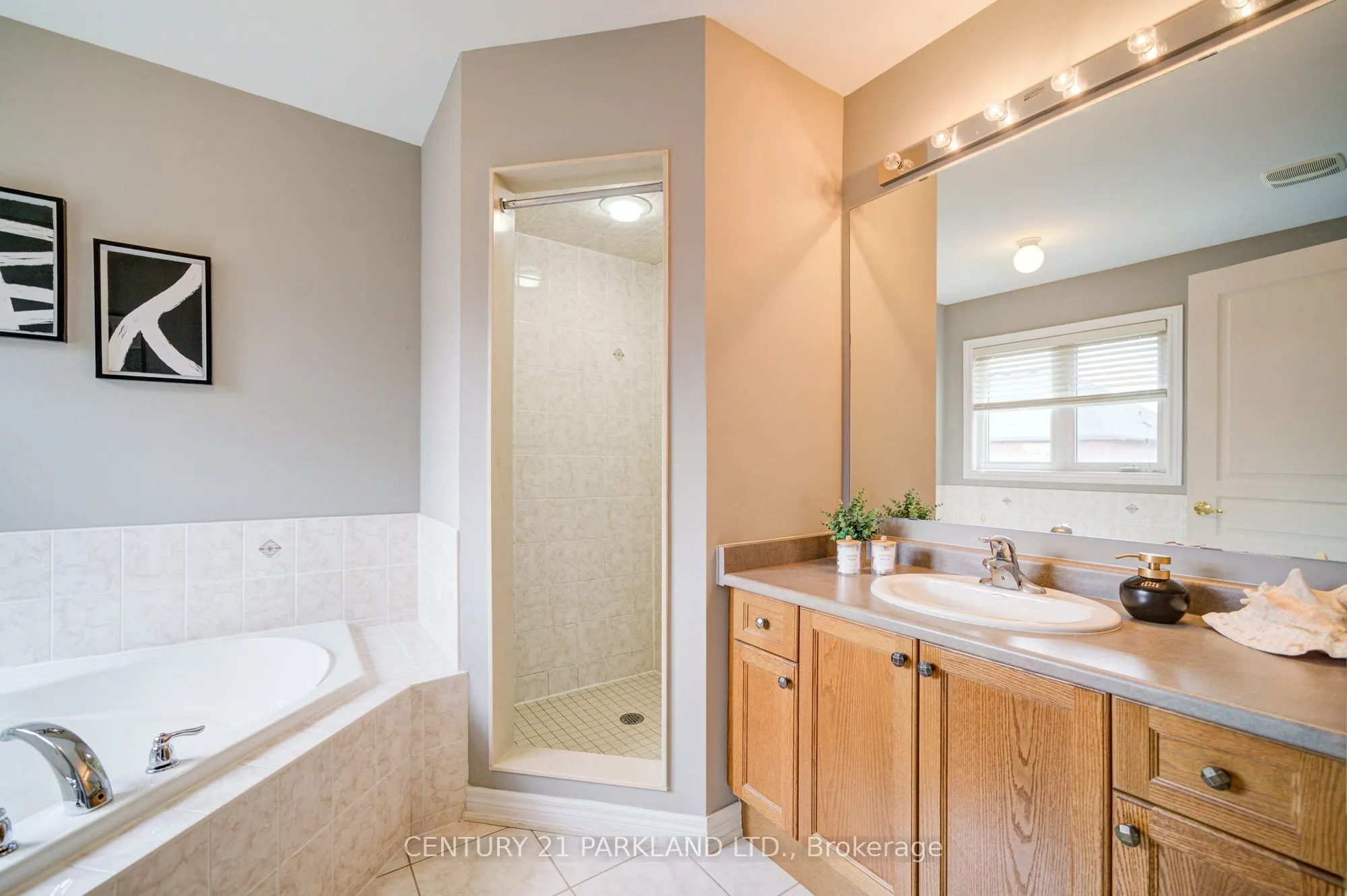 13 Turnhouse Crescent