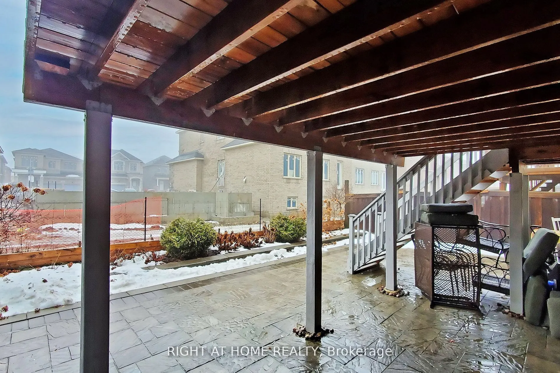 90 Maplebank Crescent, #Basement