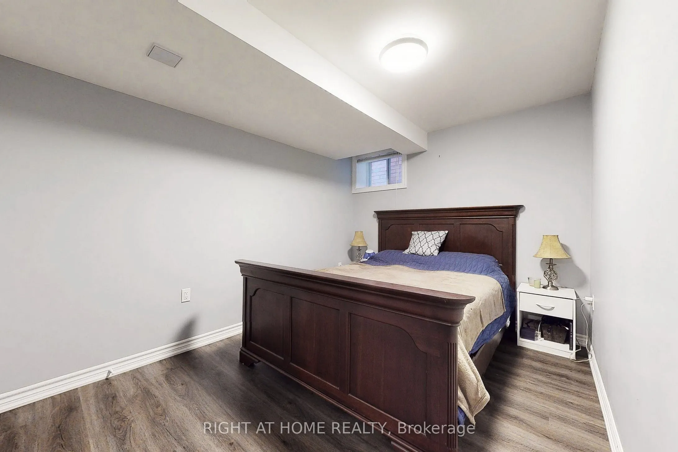 90 Maplebank Crescent, #Basement