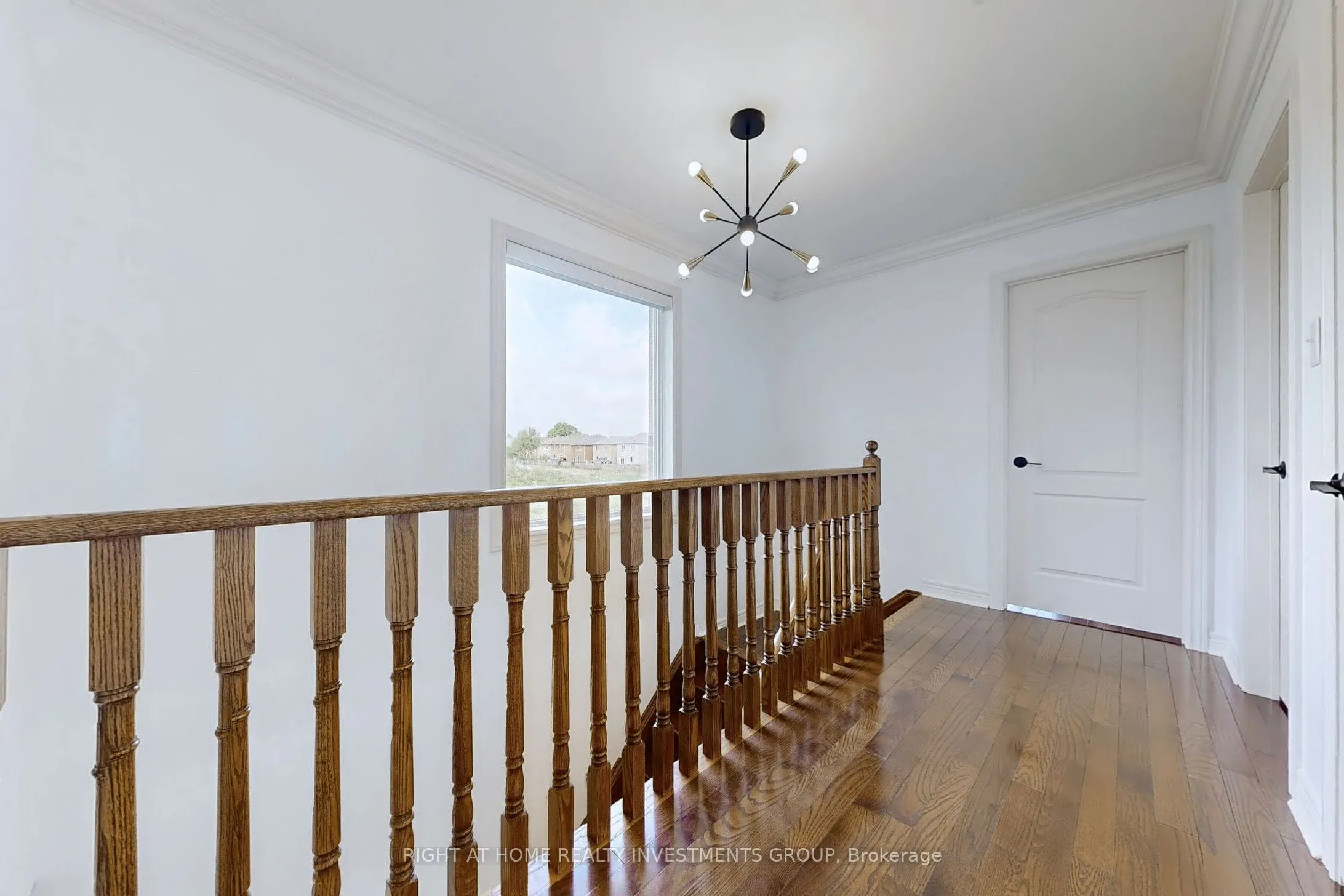 194 Tom Taylor Crescent