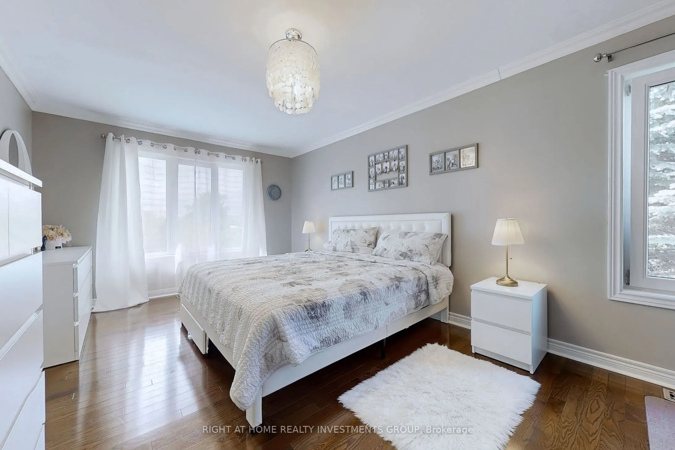 194 Tom Taylor Crescent