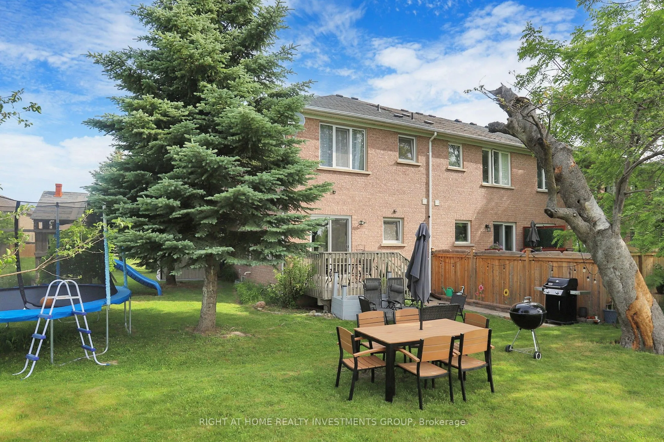 194 Tom Taylor Crescent