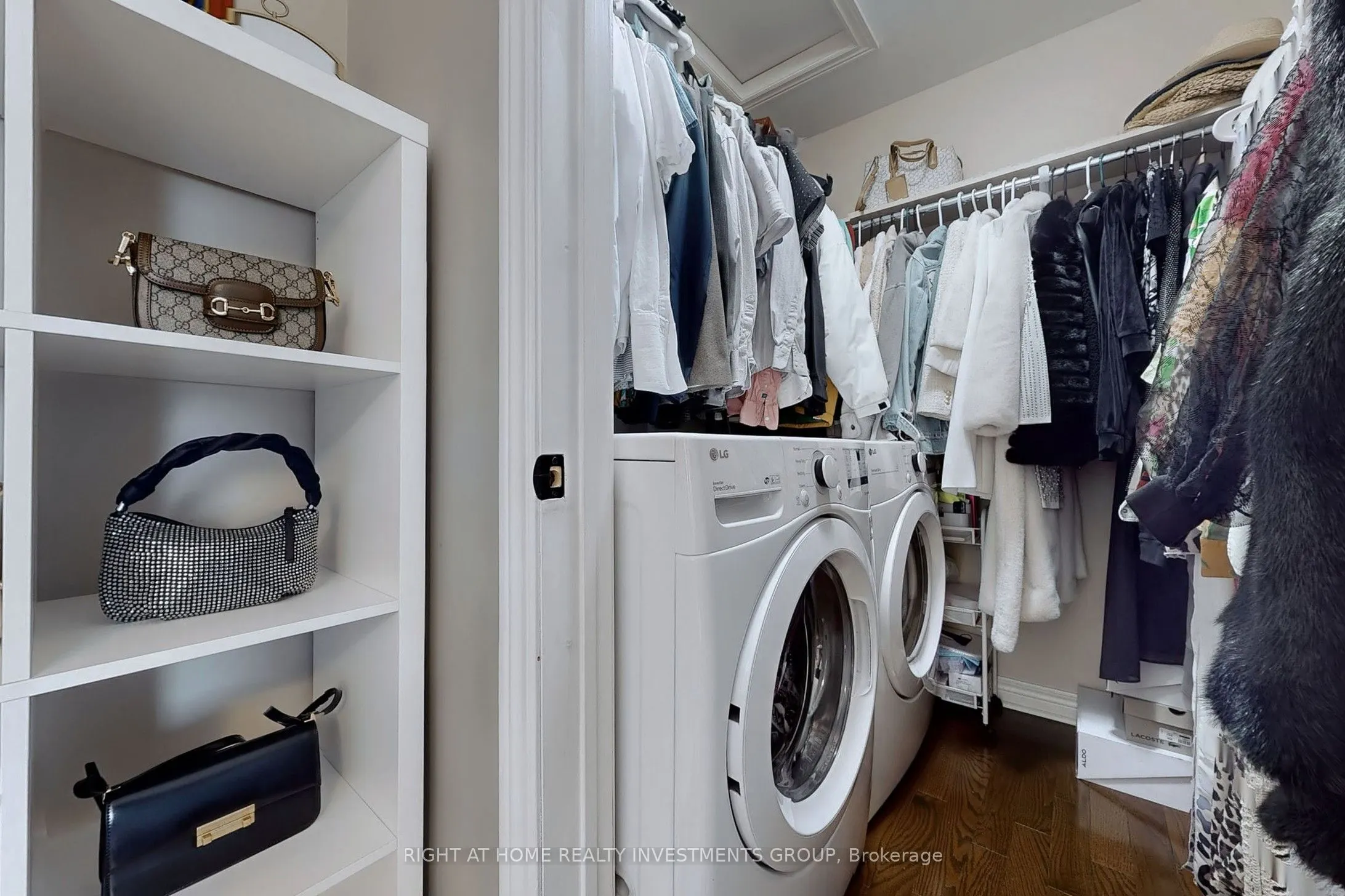 194 Tom Taylor Crescent