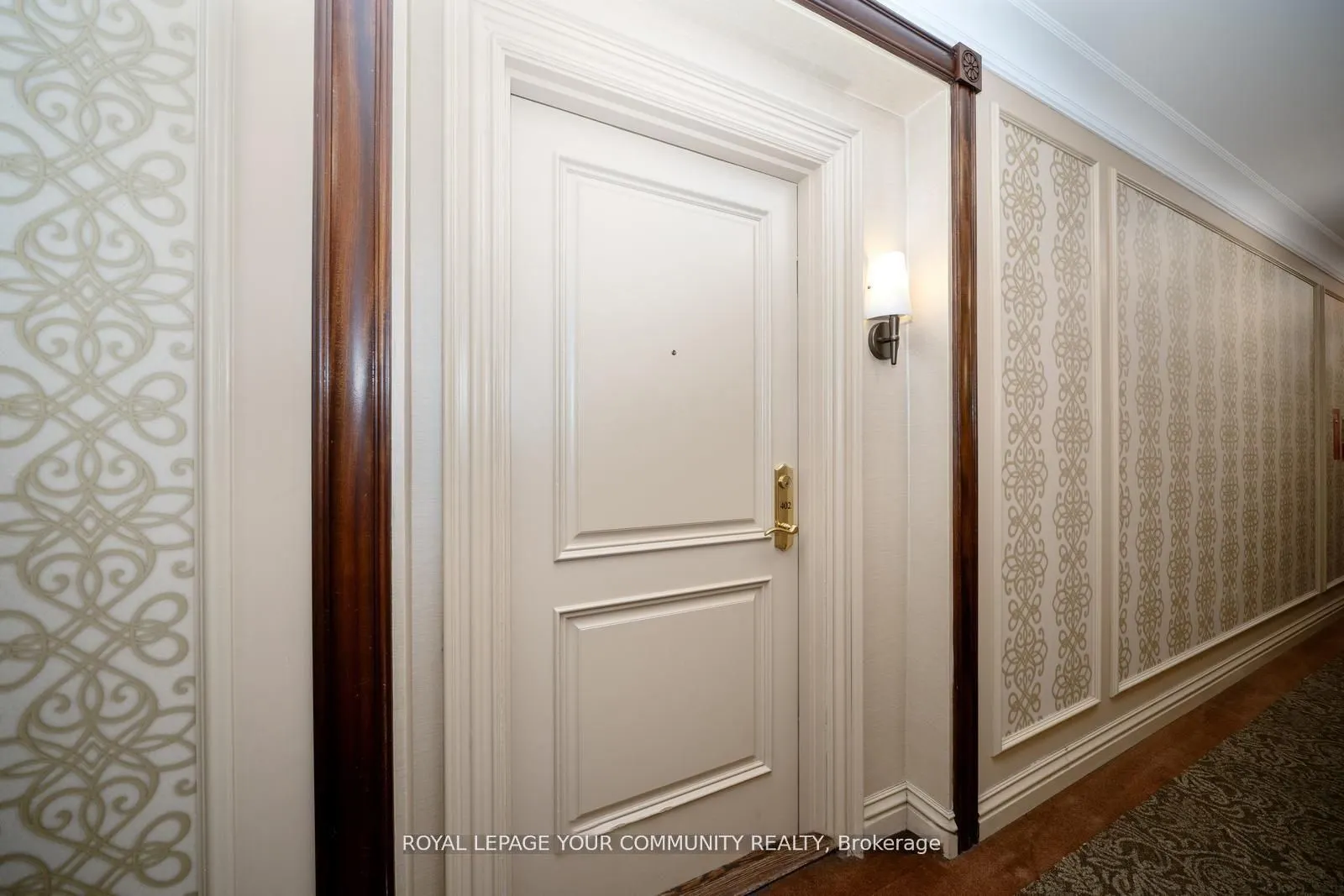 9245 Jane Street, #402