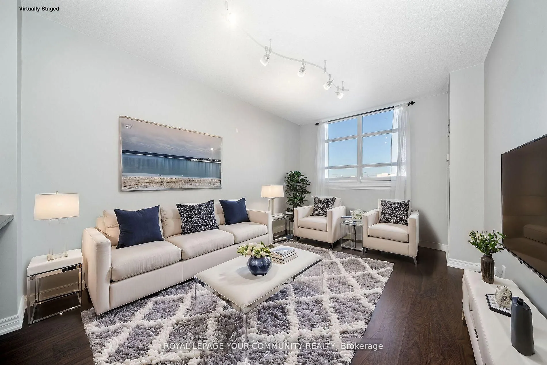 9245 Jane Street, #402