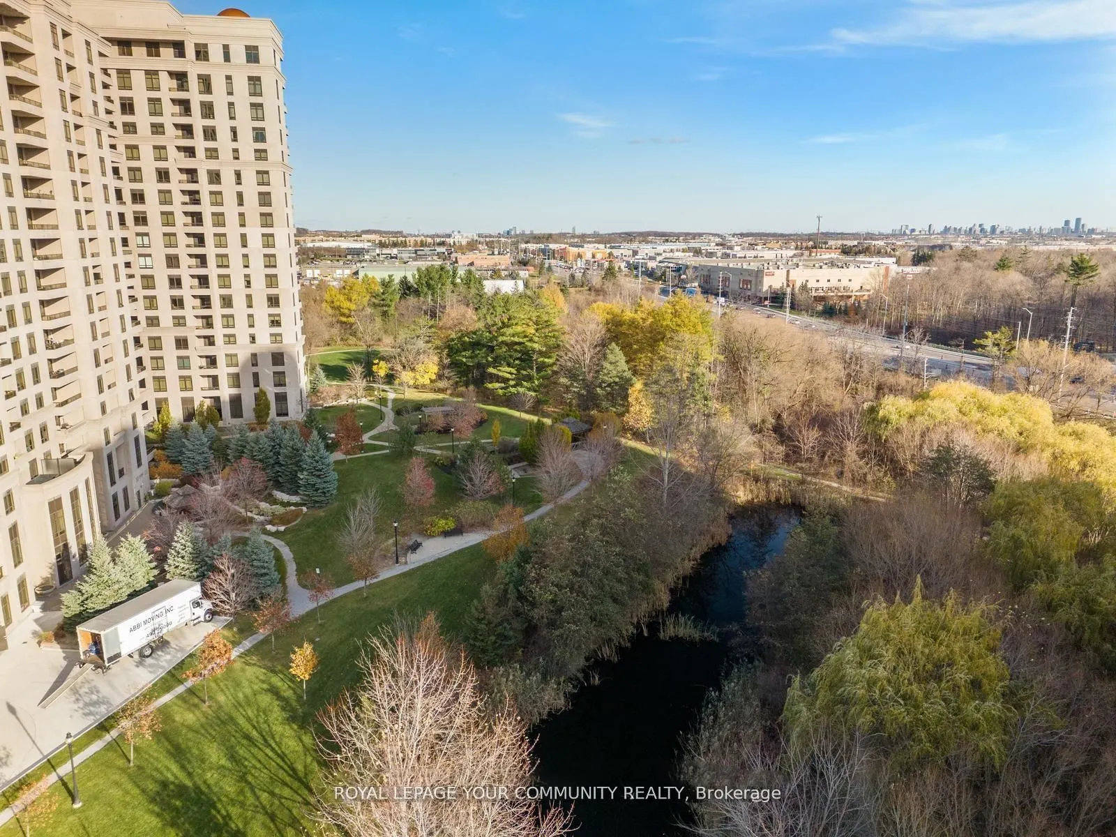 9245 Jane Street, #402