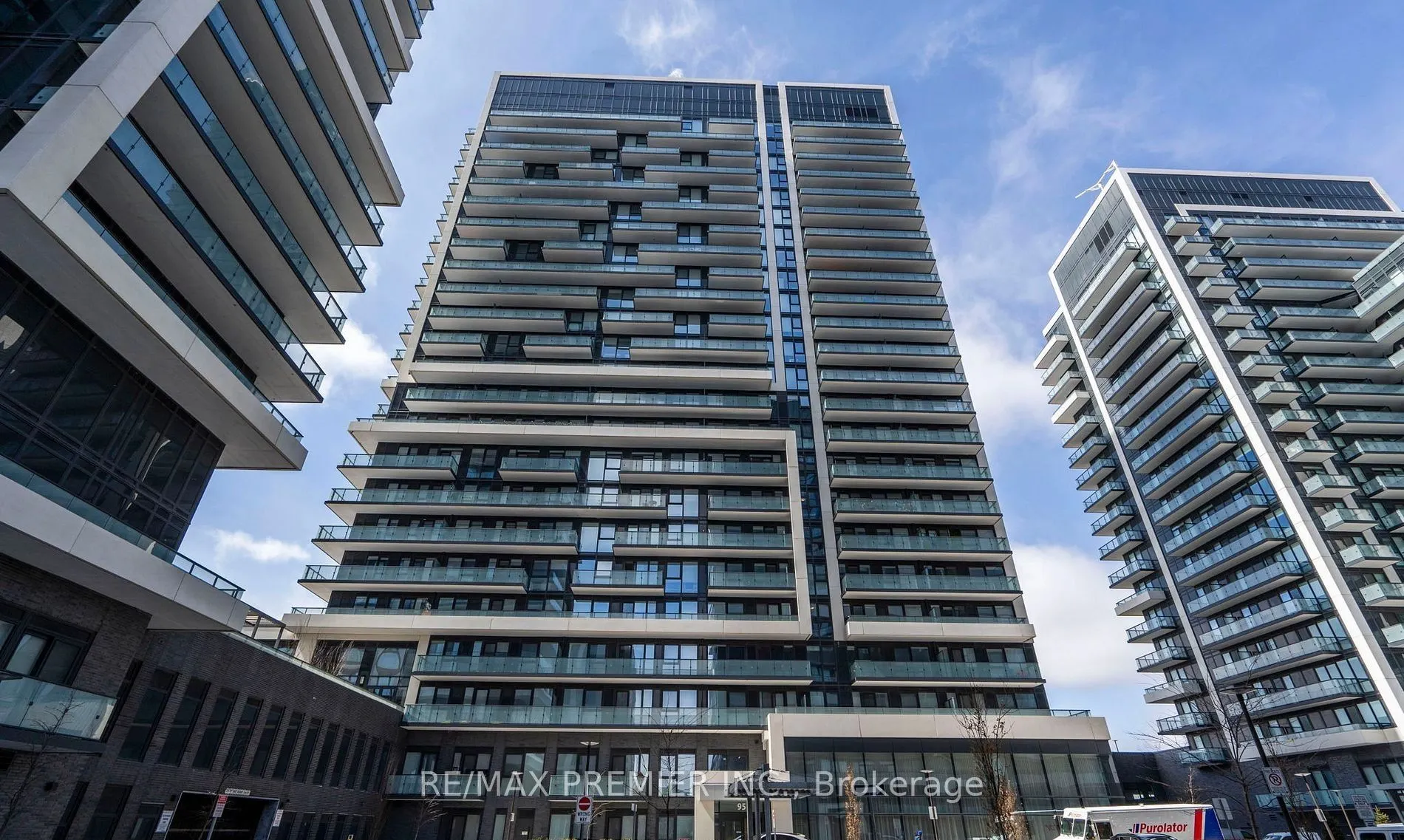 95 Oneida Crescent, #1704